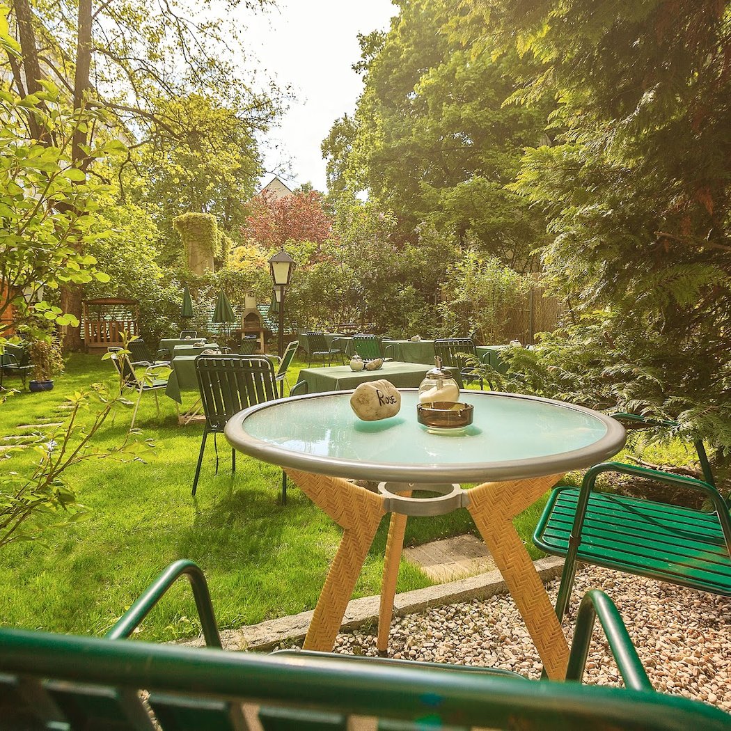 Gartencafé 2