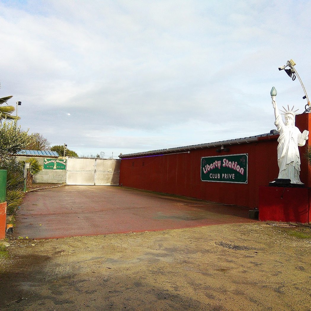 Le Liberty Station 2