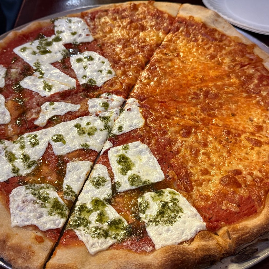 Luigi's Pizza 1