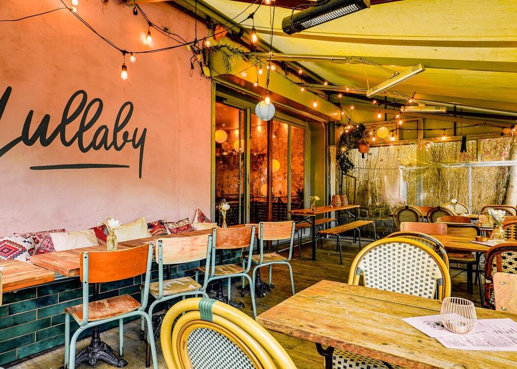 Le Lullaby Bar 1