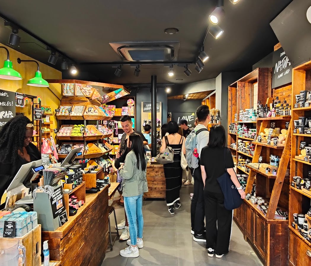 Lush 2
