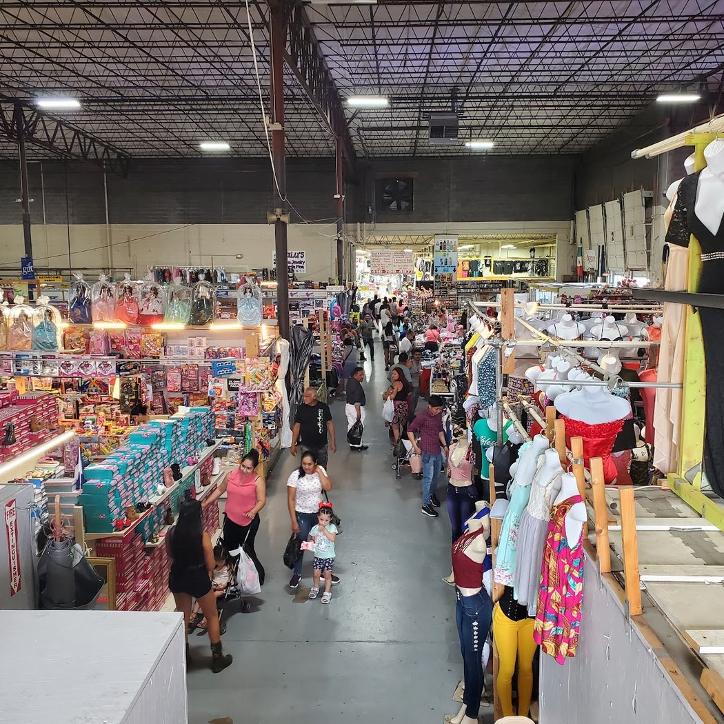 Washington Boulevard Marketplace 3