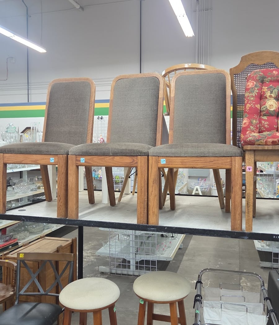 Redwood Gospel Missions- Super Thrift Store 1