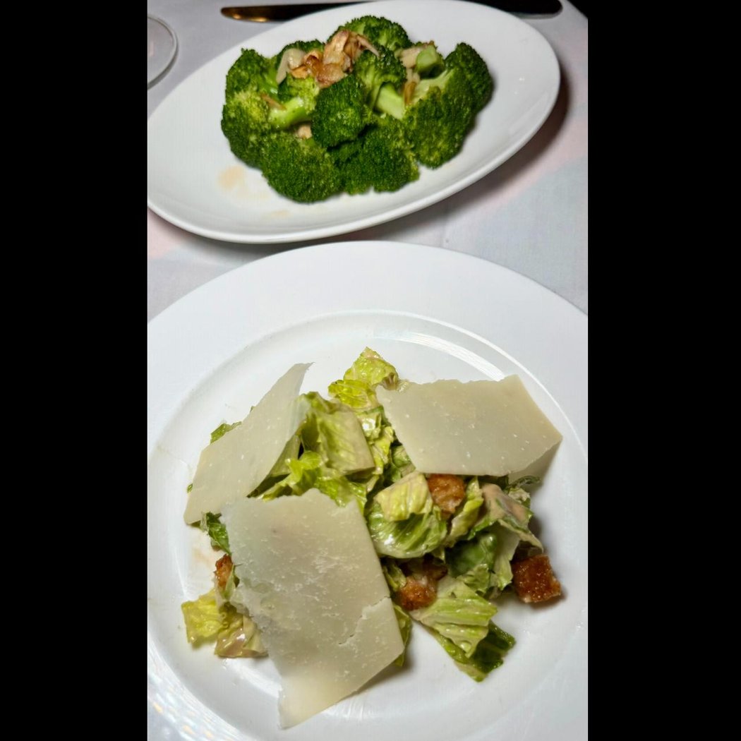 IL Carino Restaurant 3