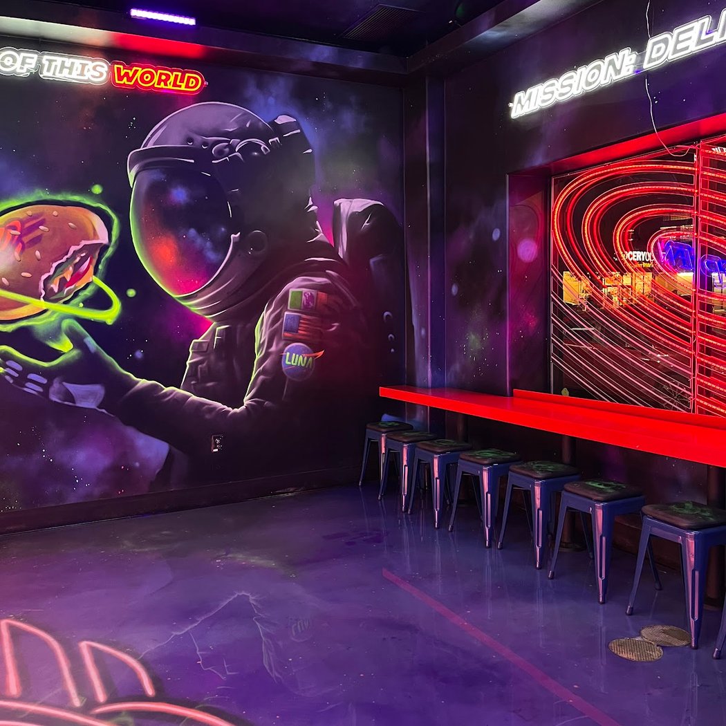 Astroid Burgers And Wings 2