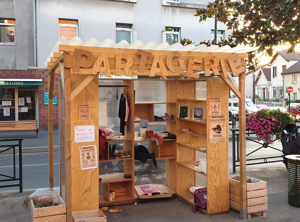 Le Vide-Grenier Mama Lova 2
