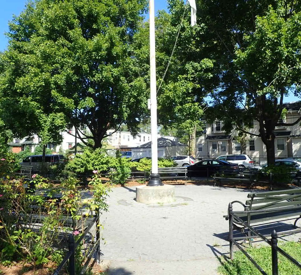 Veterans Plaza 2