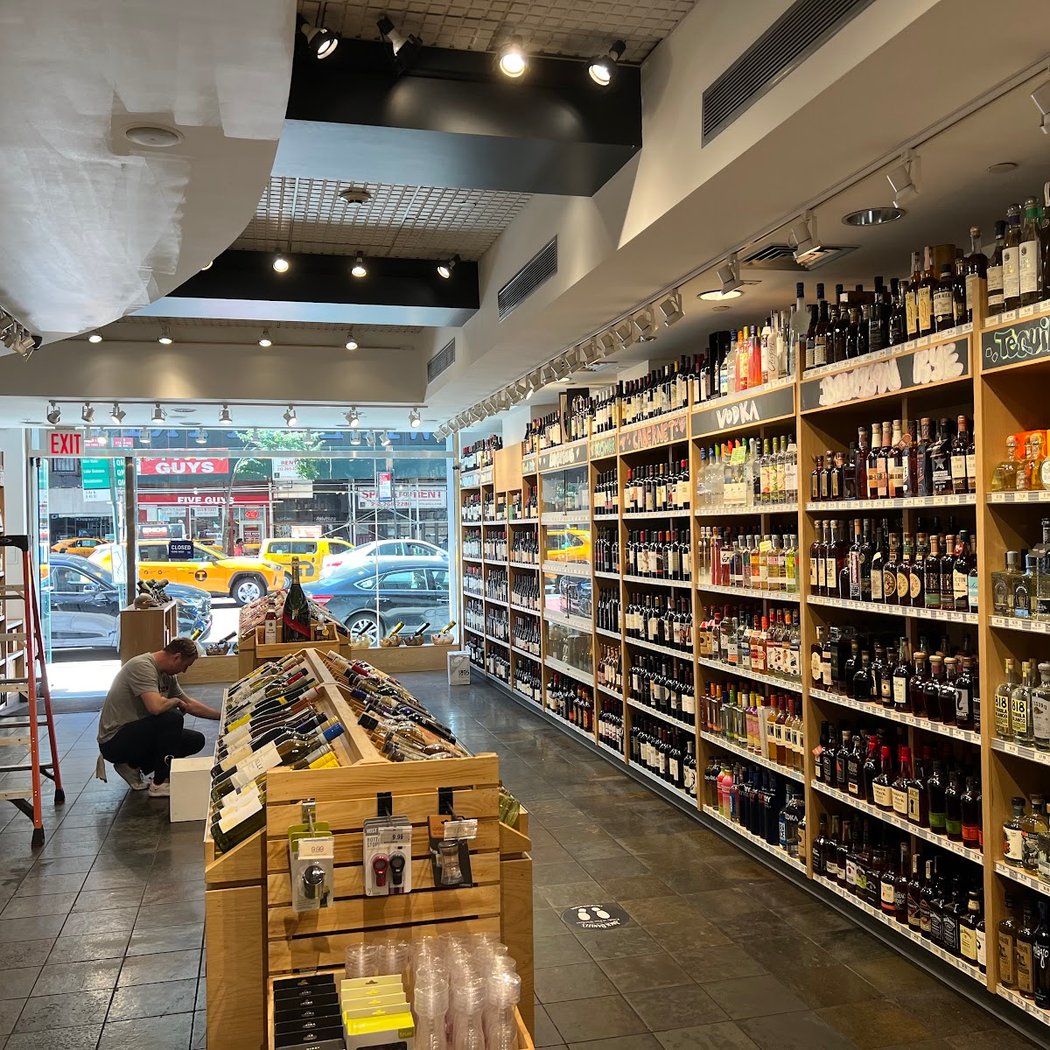Vino 43 Wines & Spirits 3