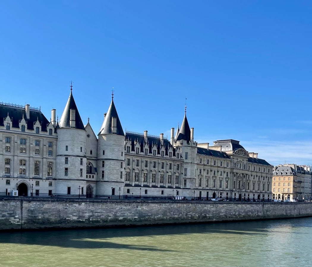 Quai de l'Horloge 1