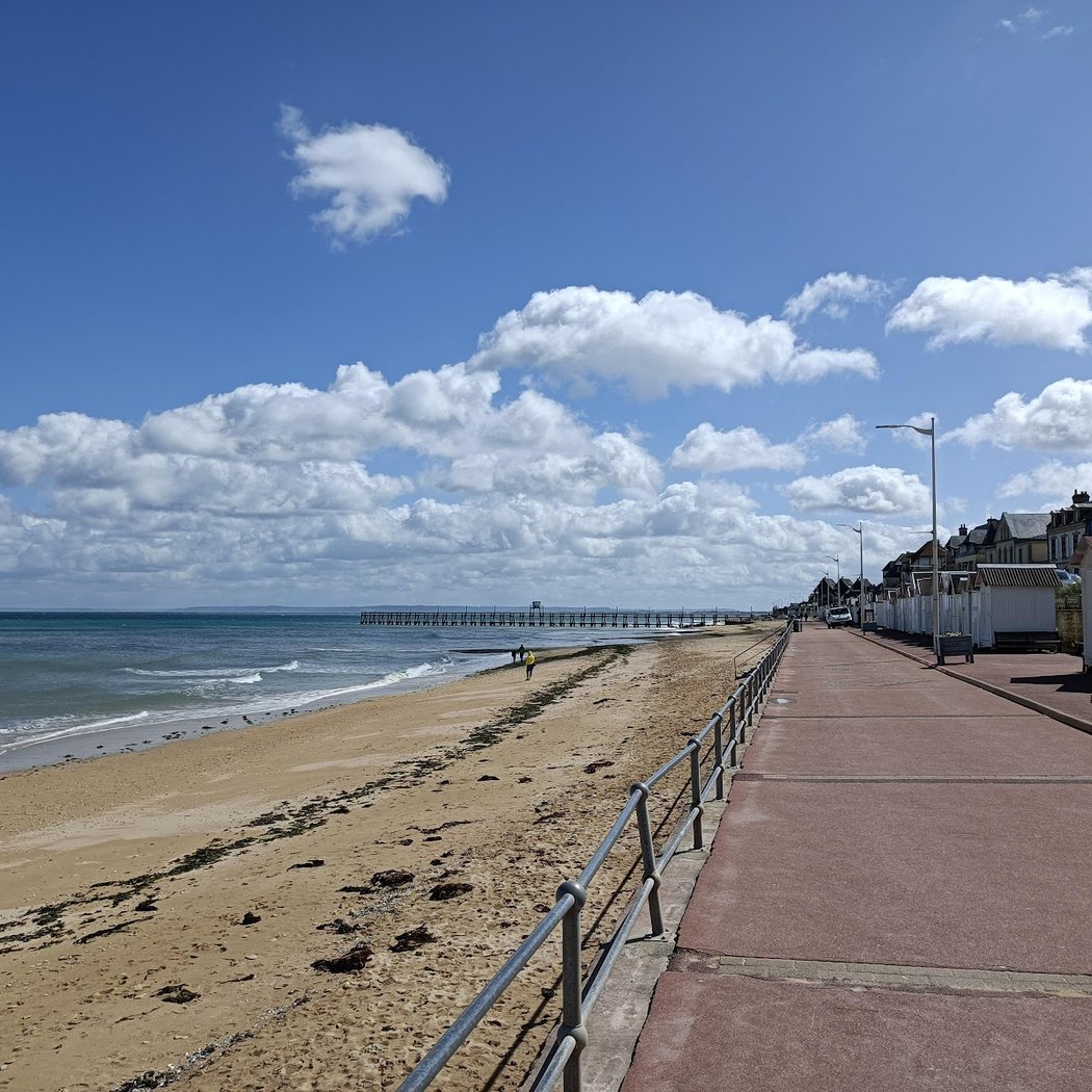 Plage de Luc sur mer 1