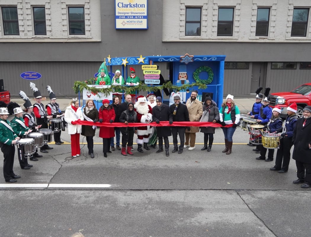 Holiday Extravaganza 1
