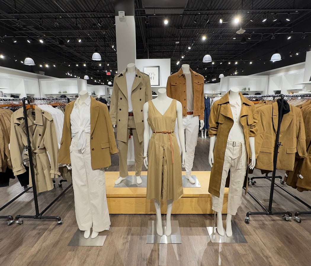 Banana Republic Factory Store 1