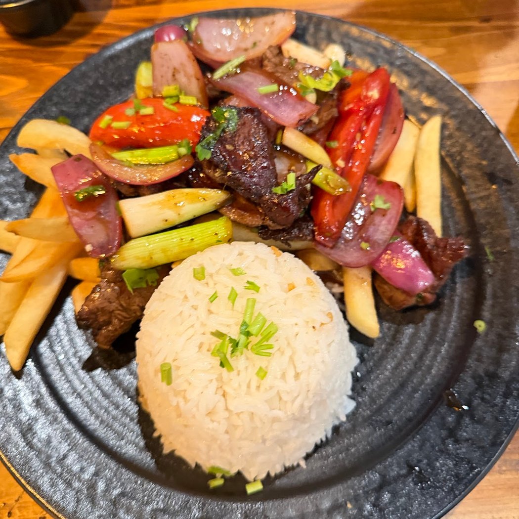Roosters Peruvian Rotisserie 3