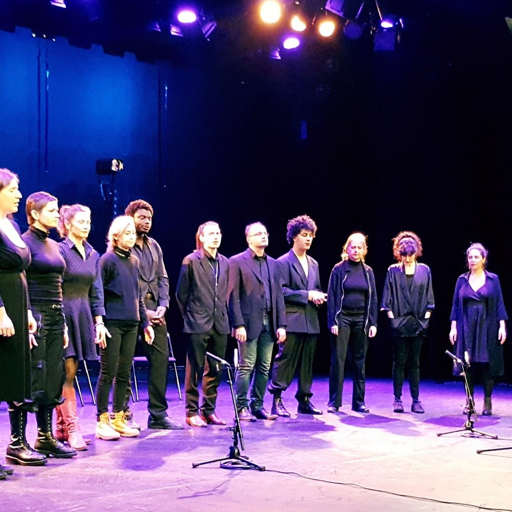 UNE SINGULIERE RENCONTRE 1