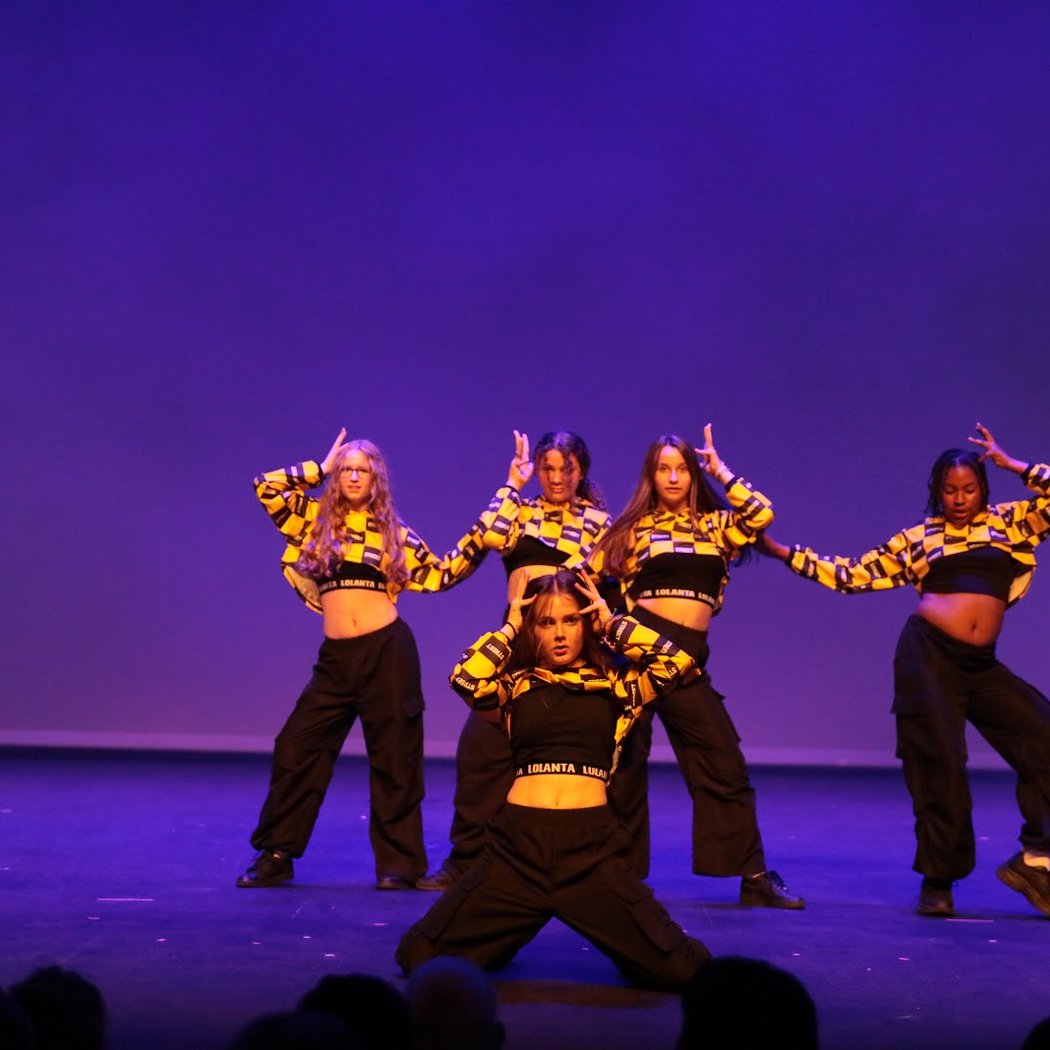 Hani Dance Studio 2