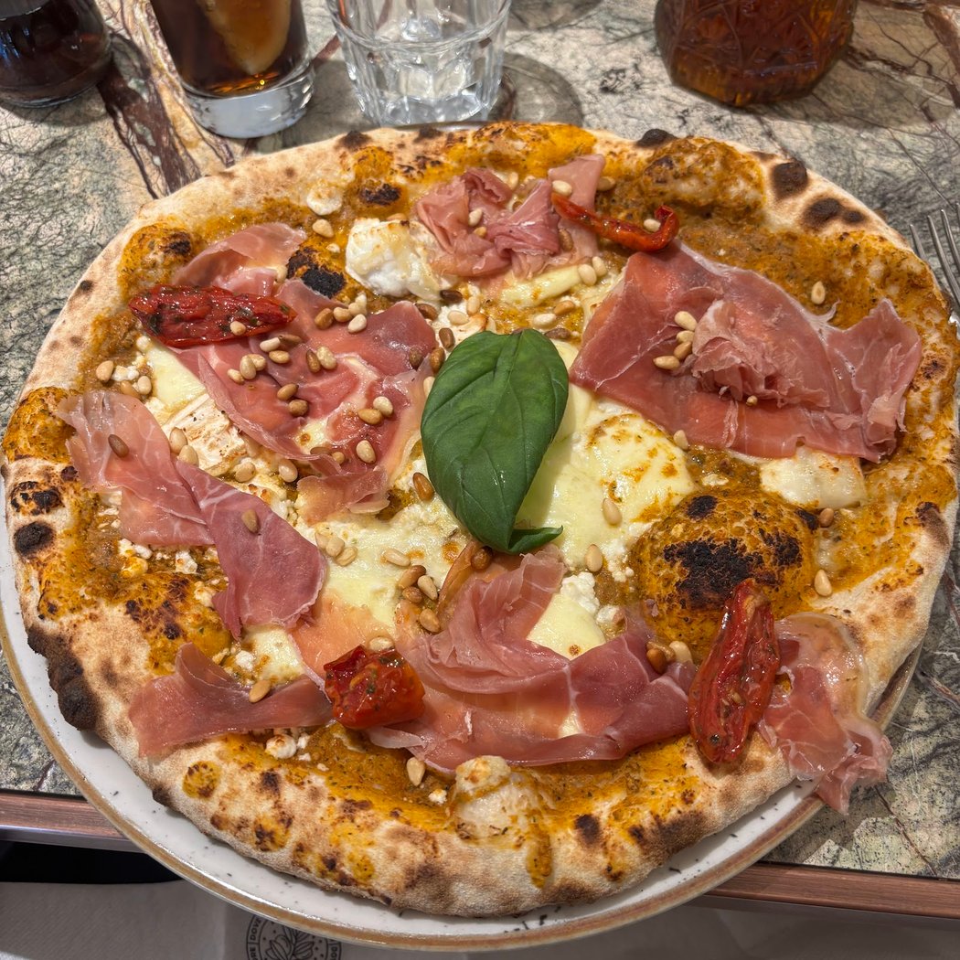 Pizza Mongelli Marseille 3