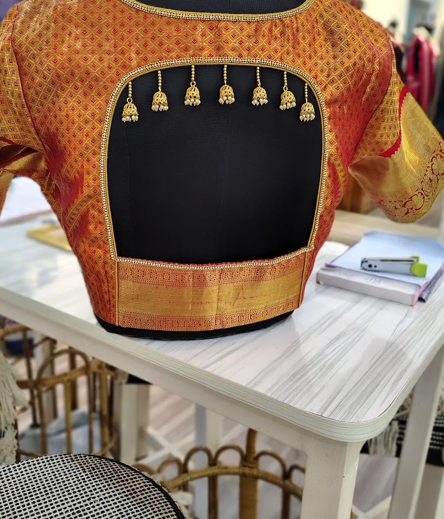 Tagless Boutique 1
