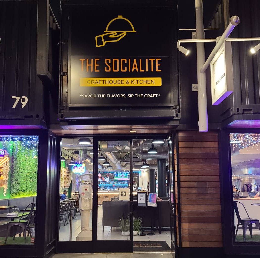 THE SOCIALITE KITCHEN & BREWERY- Fisherman's Wharf- SFO 2