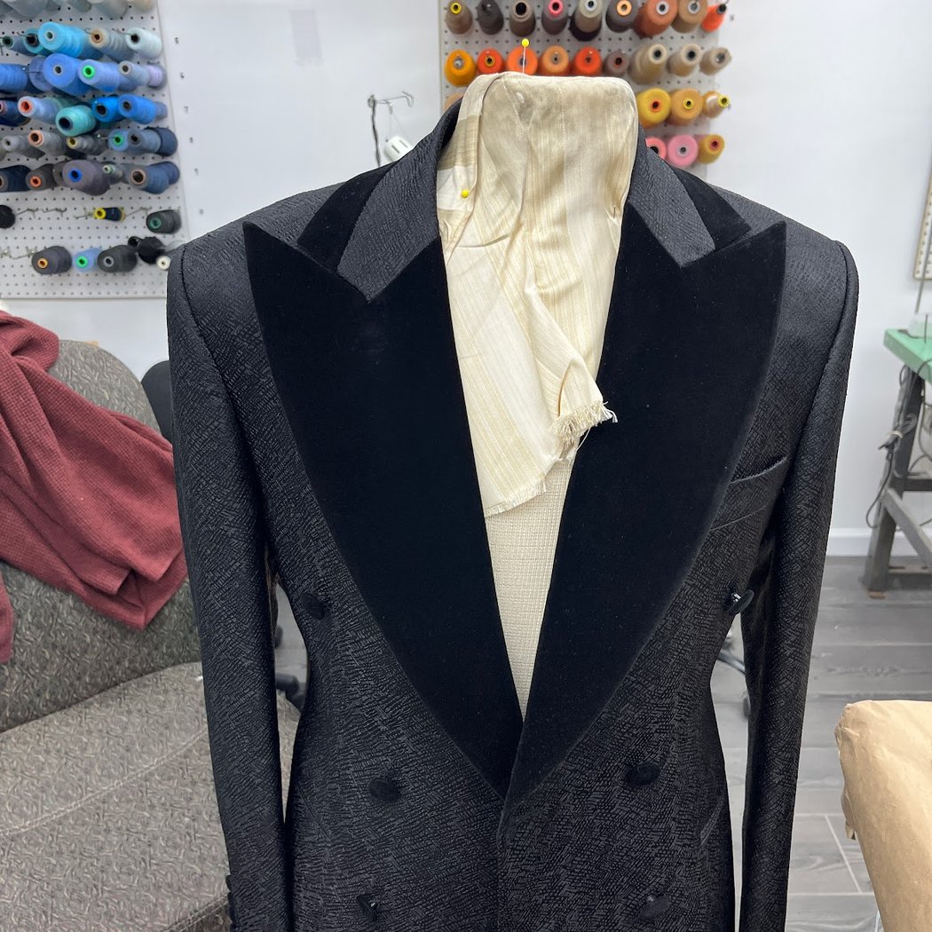 LaModa Custom Tailors 1