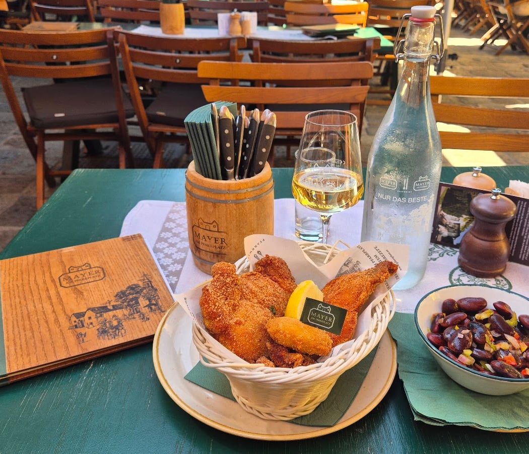 Mayer am Pfarrplatz - Heuriger - Beethovenhaus - Weingut