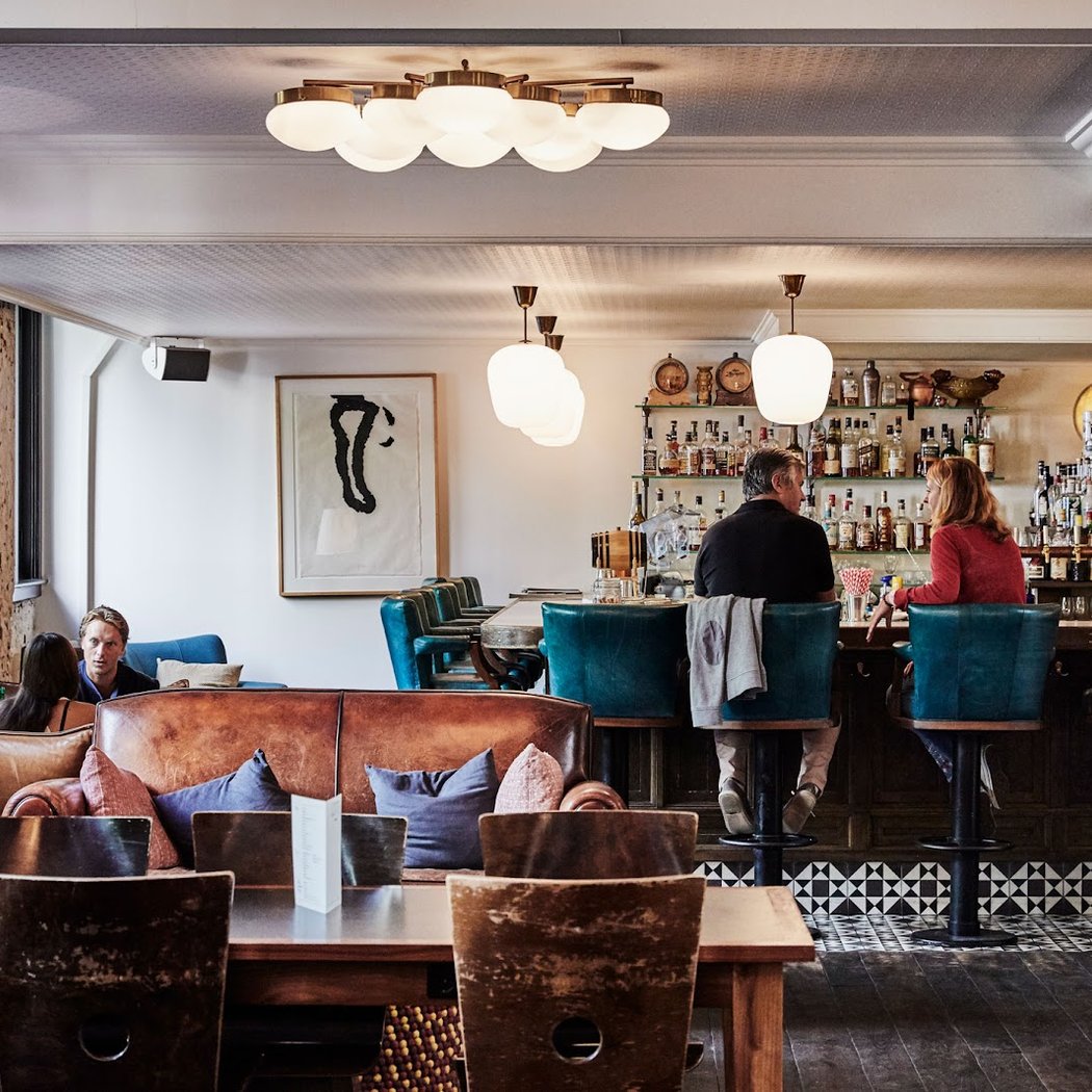Lotti's Restaurant & Bar 2