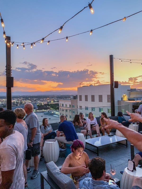 Singles Rooftop Party 3