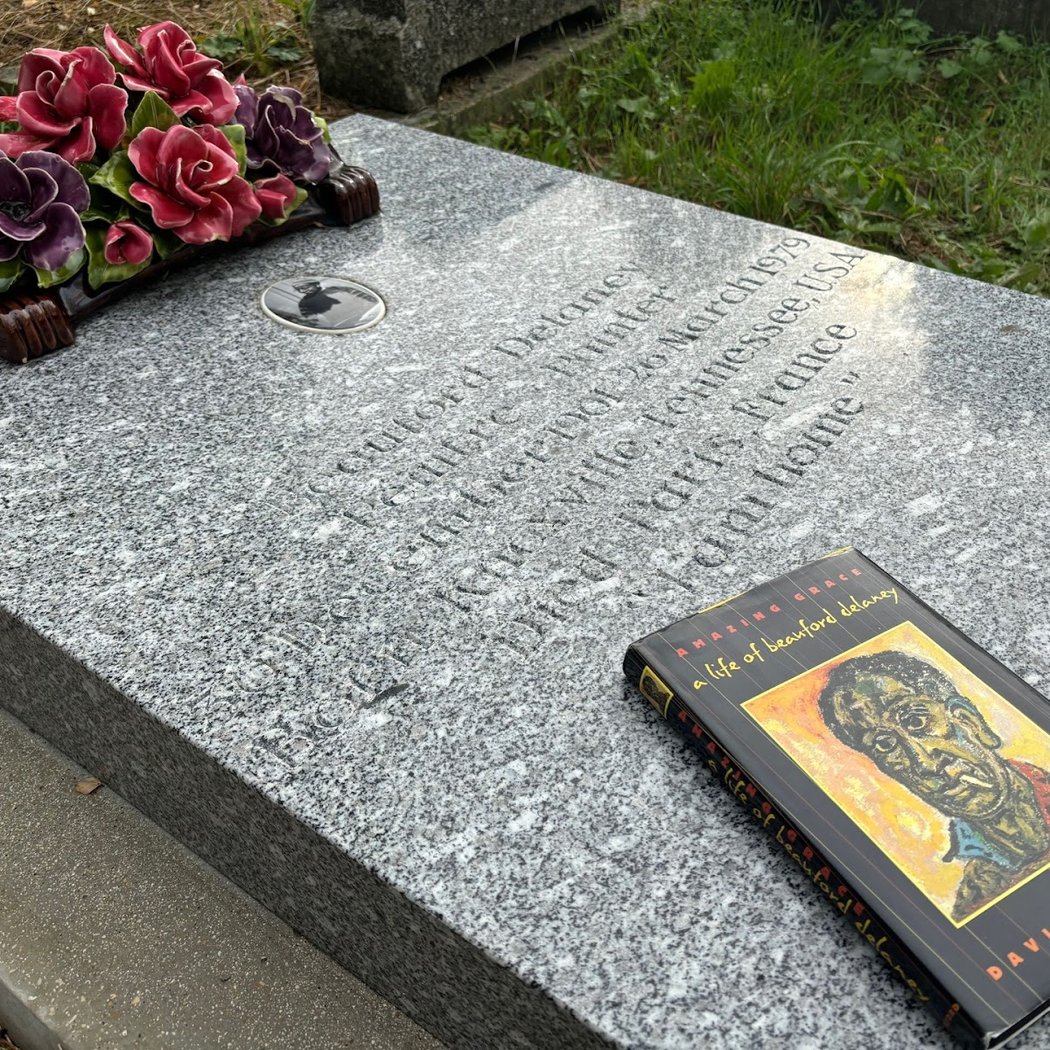 Artist Beauford Delaney's Gravesite (1901 - 1979) 1