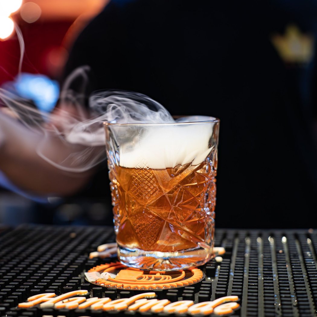 Kings Dining & Entertainment | Seaport 3