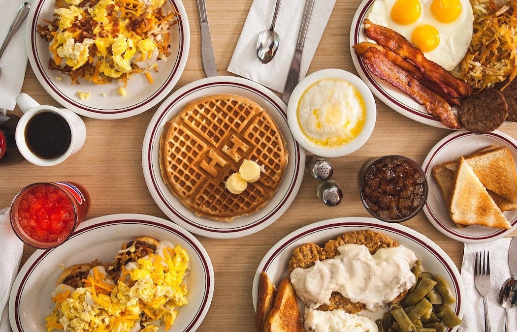 Huddle House 1