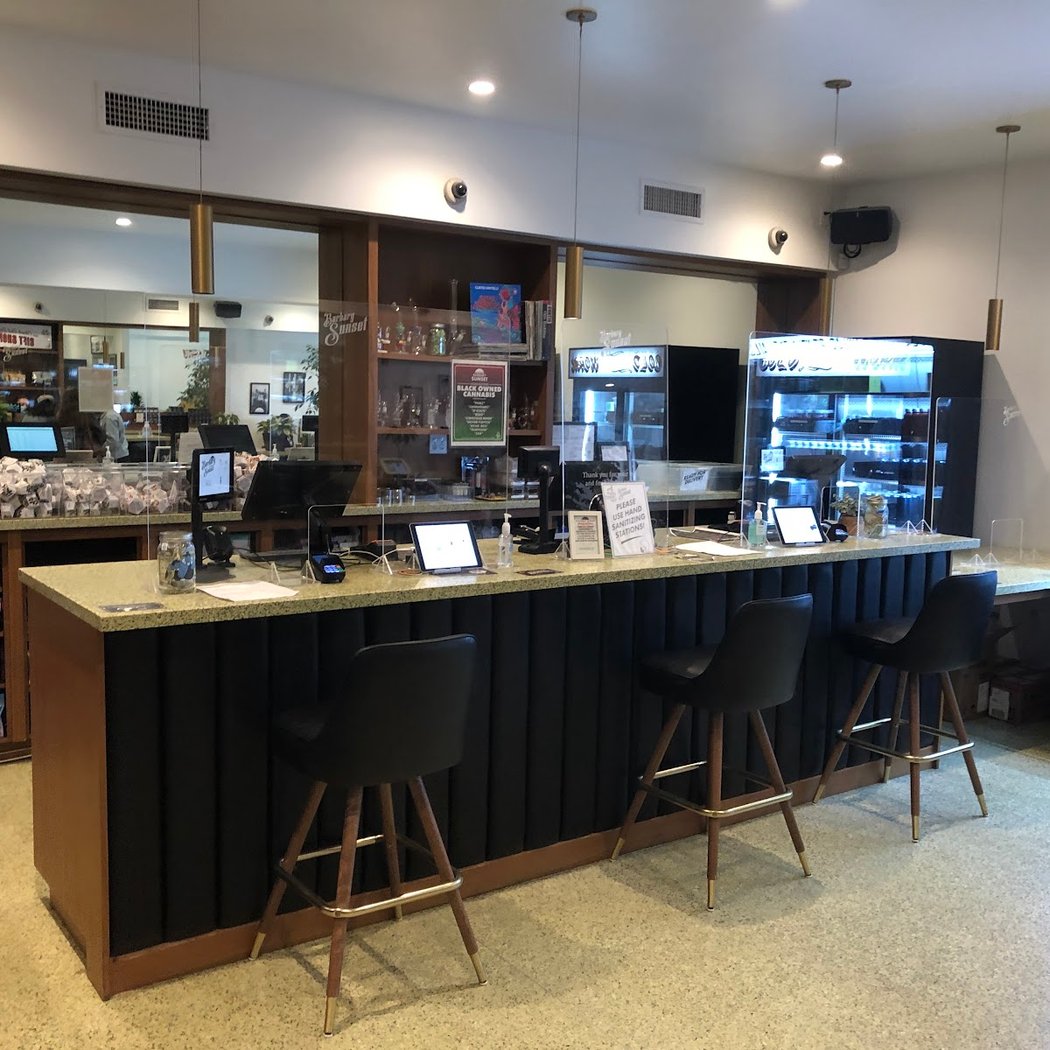 Sunset Pipeline Dispensary 3