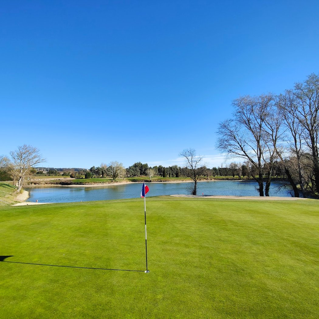 Golf Grand Avignon 3