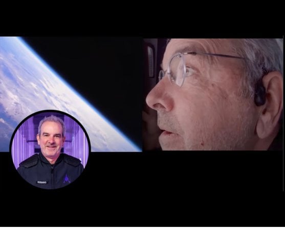 A COMMERCIAL ASTRONAUT'S SPACEFLIGHT: Reflections On Floating Above Earth and The Rocket Ride To Get There 1