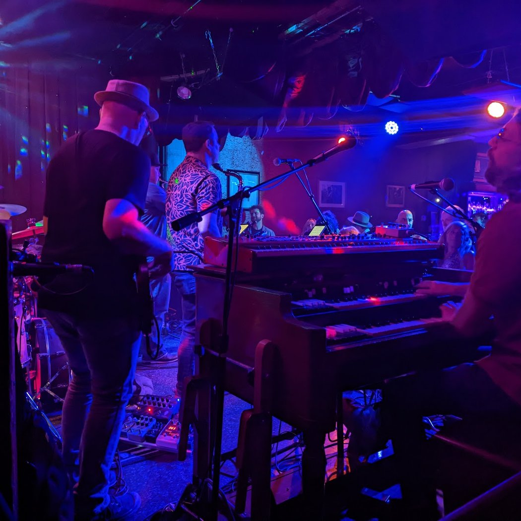THE HUMIDORS and DIRTY CELLO 4