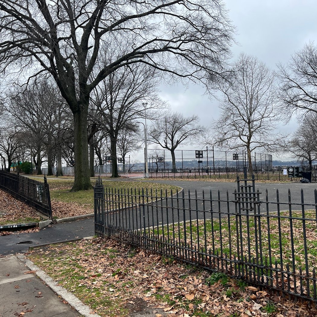 Basketball courts 2