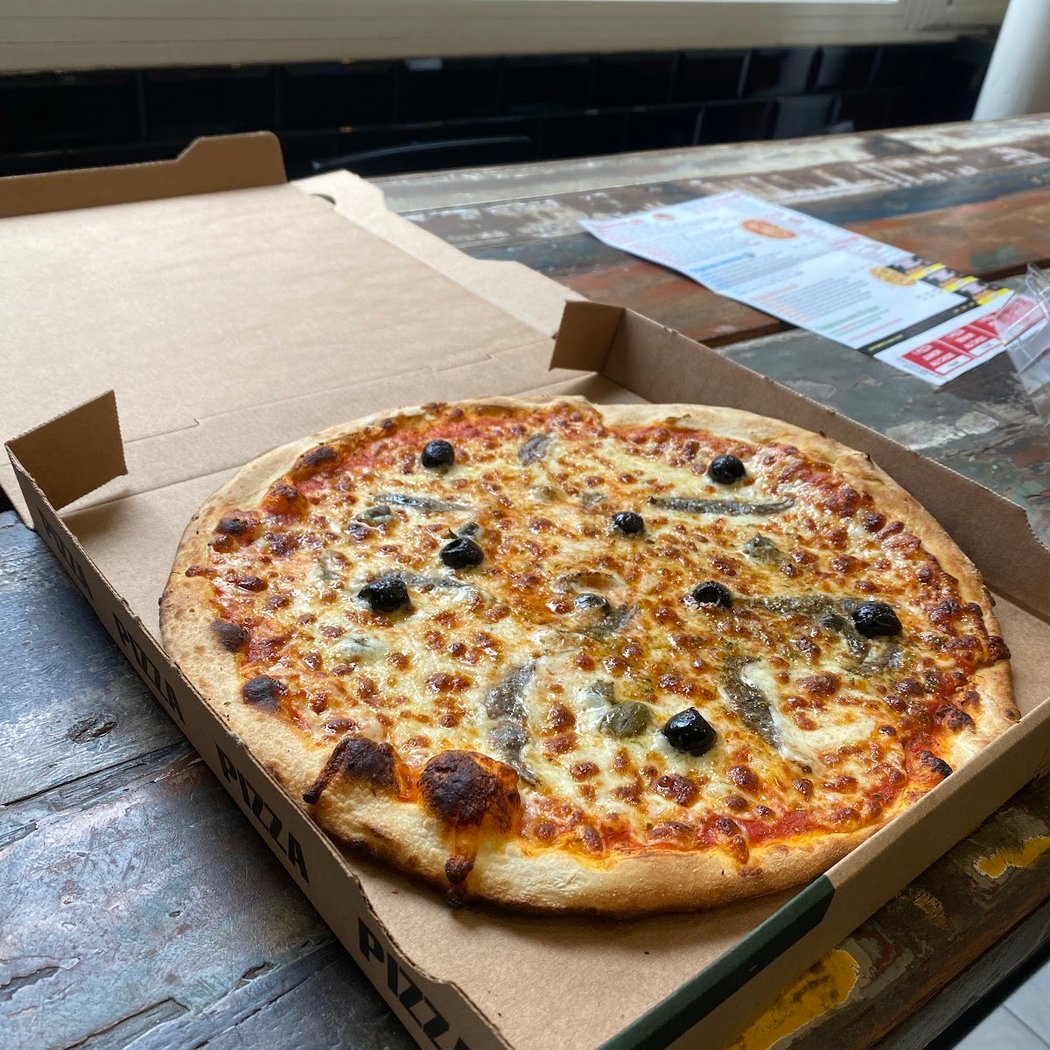Familly Pizza 1