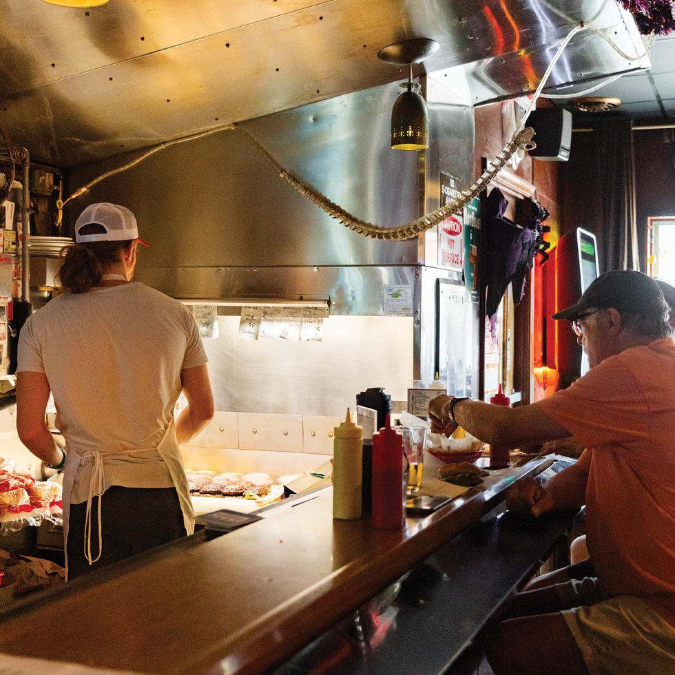 Matt's Bar and Grill 2