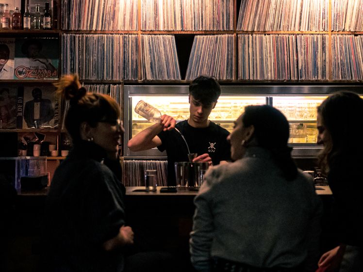 BAR 1