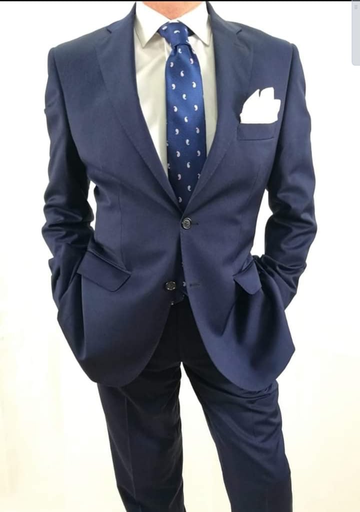 Gris Moda Hombre 2