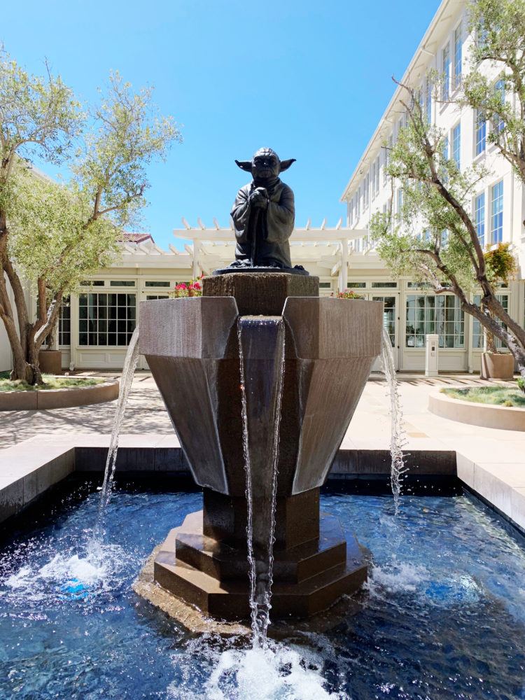 Yoda Fountain 2