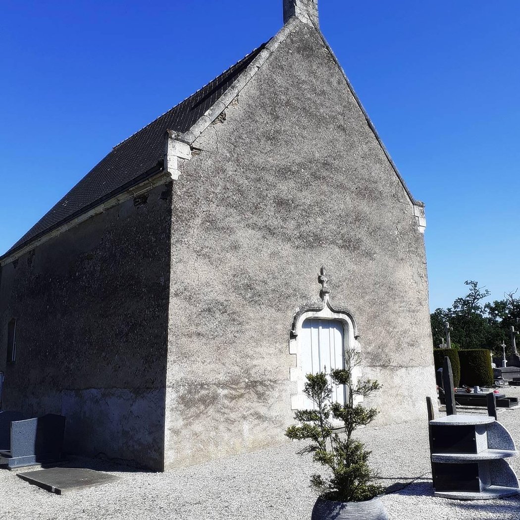 Église paroissiale Saint-Julien à Saint-Julien-de-Vouvantes 3