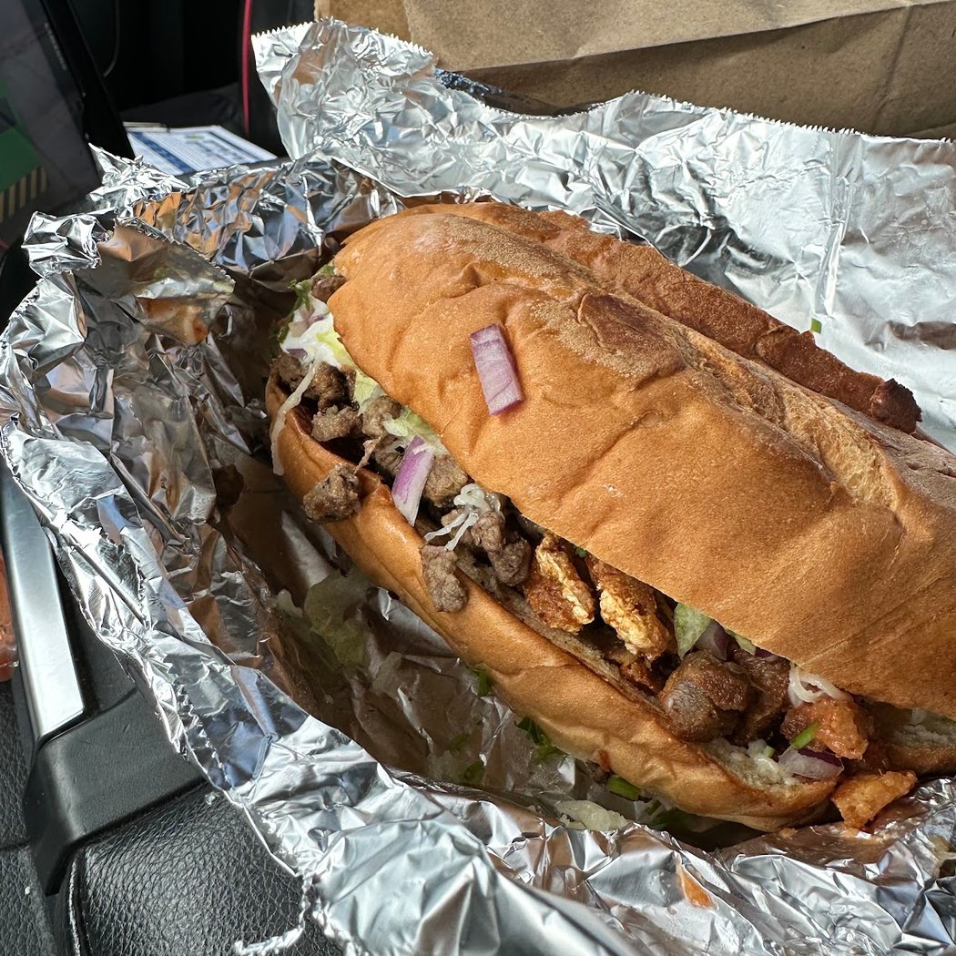 Yuyis Tacos 1