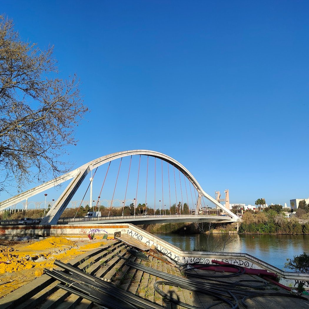 Puente de la Barqueta 2
