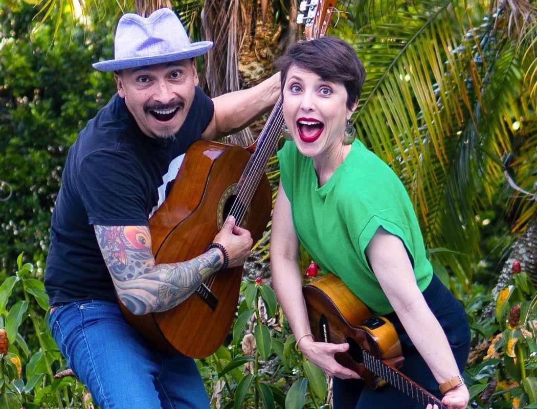 Bilingual Family Concert with Alina Celeste & Mi Amigo Hamlet 2