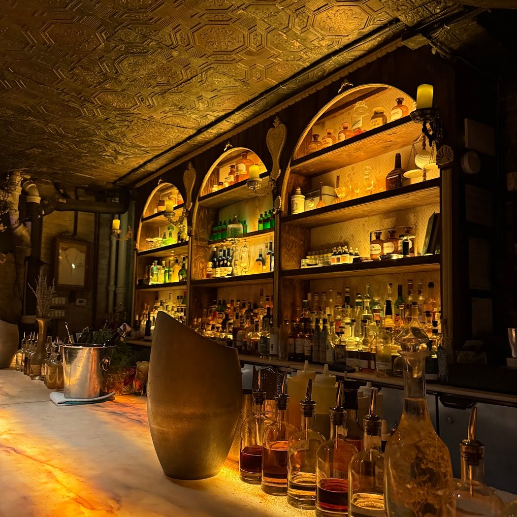 Apotheke Chinatown 2