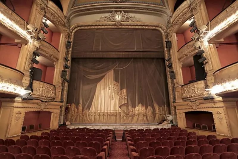 Théâtre Antoine-Simone Berriau 1
