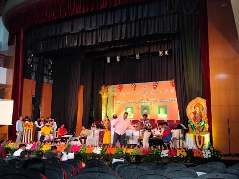 Sir Puttanna Chetty Town Hall 3