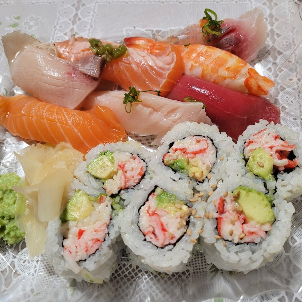 Amami Sushi Bistro 3