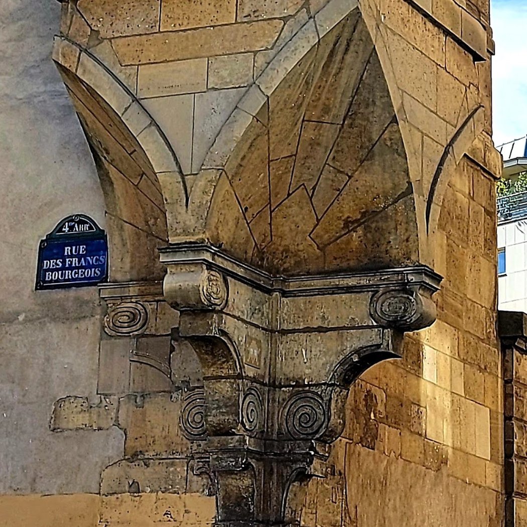 Rue des Francs-Bourgeois 4