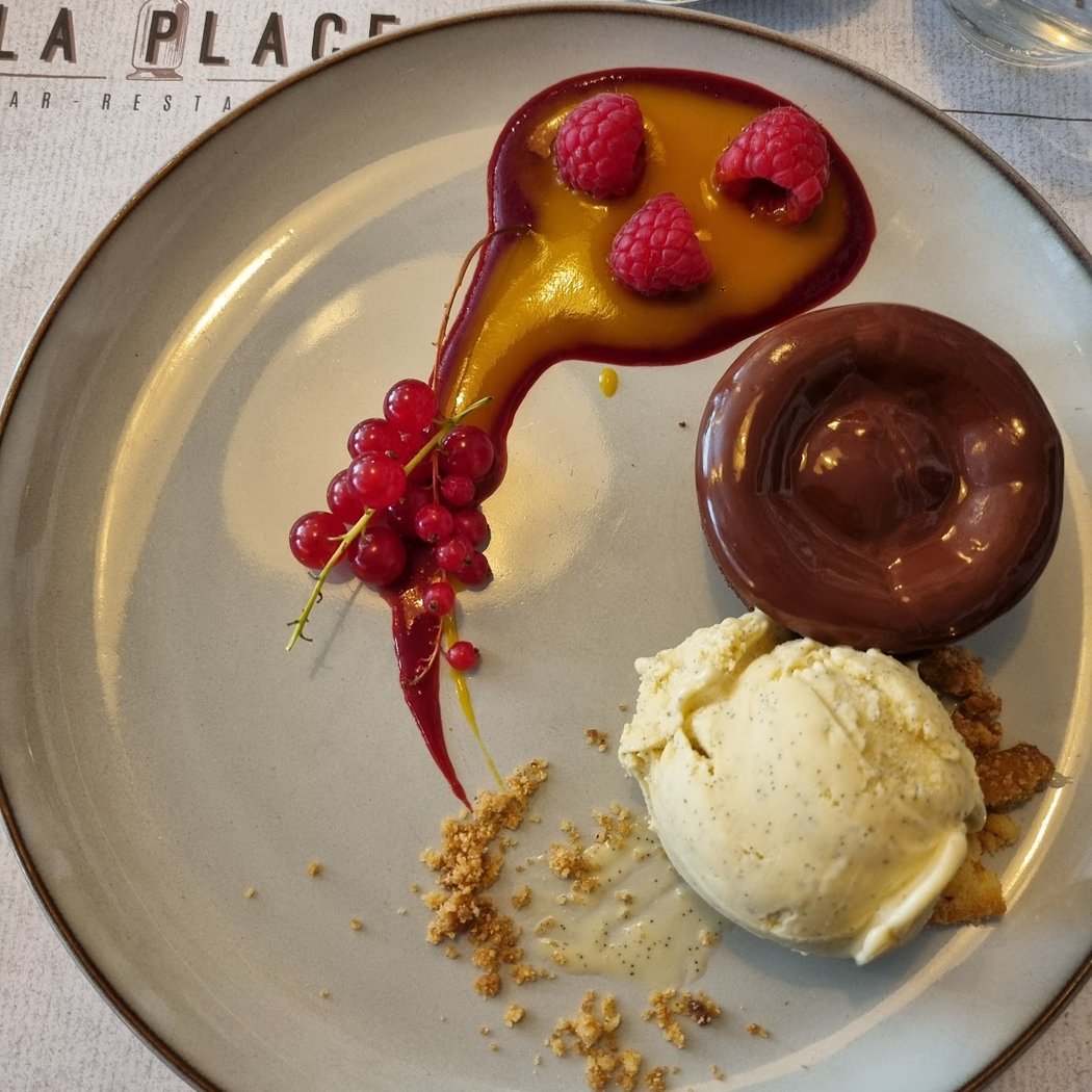 La Place - Bar Restaurant 1