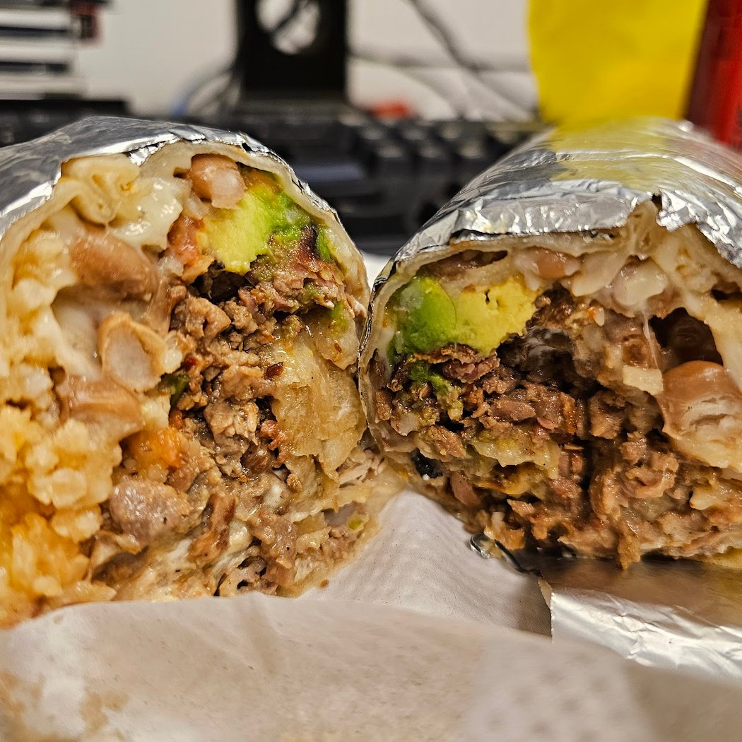 Taqueria El Farolito 1